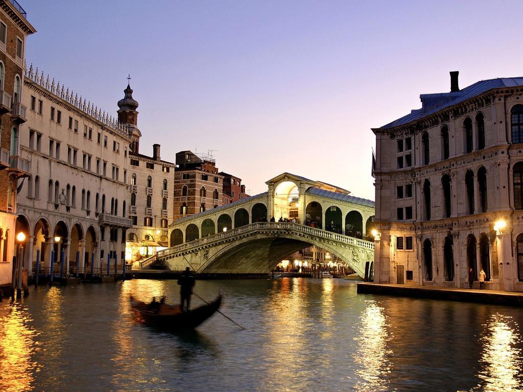 Ca' Laura - Murano Centro - 10 Min From Venice Exterior foto